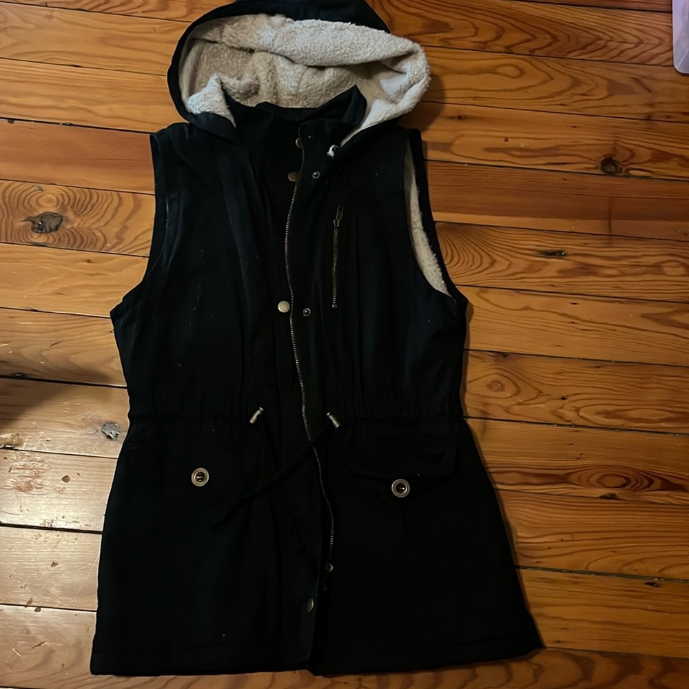 Utility vest black fleece lined removable hood
